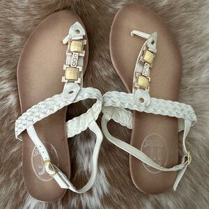 IF CARRINI Ladies Women’s Size 7.5B White Braid Sandals Gold Accents